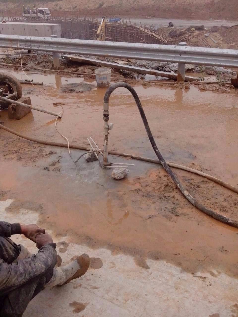 佛子山镇路基压密注浆